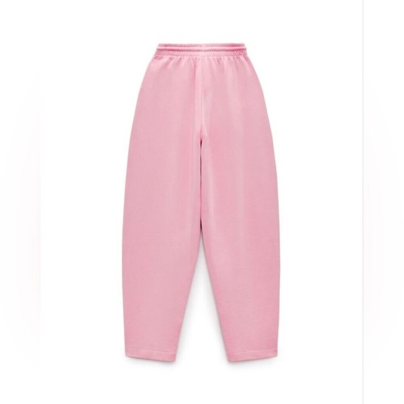 Barbie NWTBarbie Zara pink woman’s sweatpants Sz Medium - Picture 5 of 15